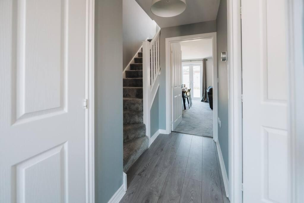 Hoskins House By Horizon Stays Middlesbrough Bagian luar foto